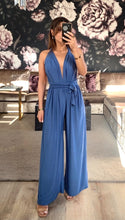 Laden Sie das Bild in den Galerie-Viewer, Jumpsuit zum wickeln/ binden, diverse Farben